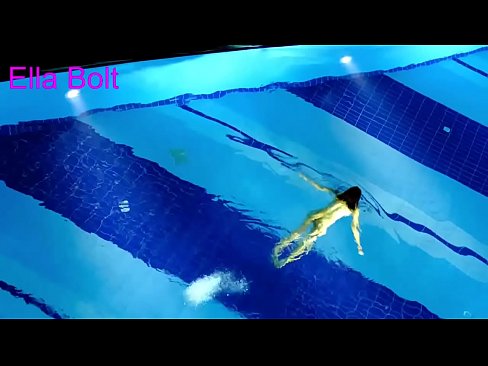 ❤️ No puedo dejar de mirar, joven rubia pillada nadando desnuda en la piscina del complejo ELLA BOLT ❌ Video de porno en es.xxxsexjav.ru ❌️❤️❤️❤️❤️❤️❤️❤️